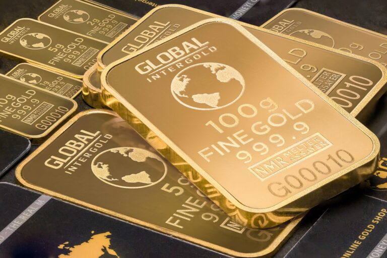 Gold hits ‘all time high’, is it time for you to jump on the gold train?