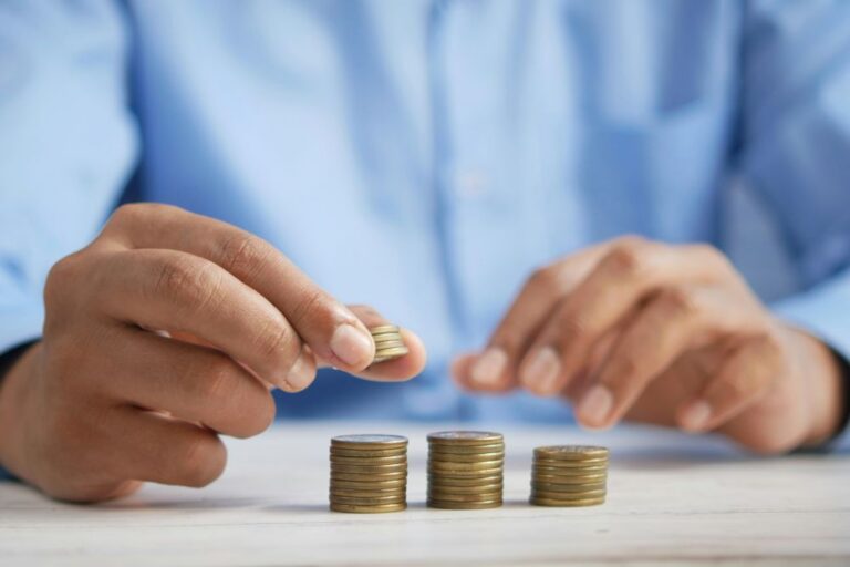 What is an emergency fund and how to build one