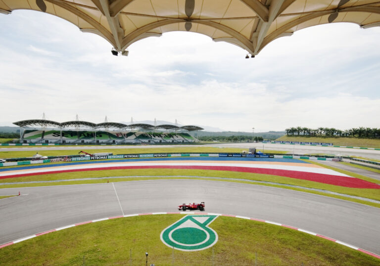 Your complete guide to F1 Malaysia 2026 : Bahrain GP at Sepang
