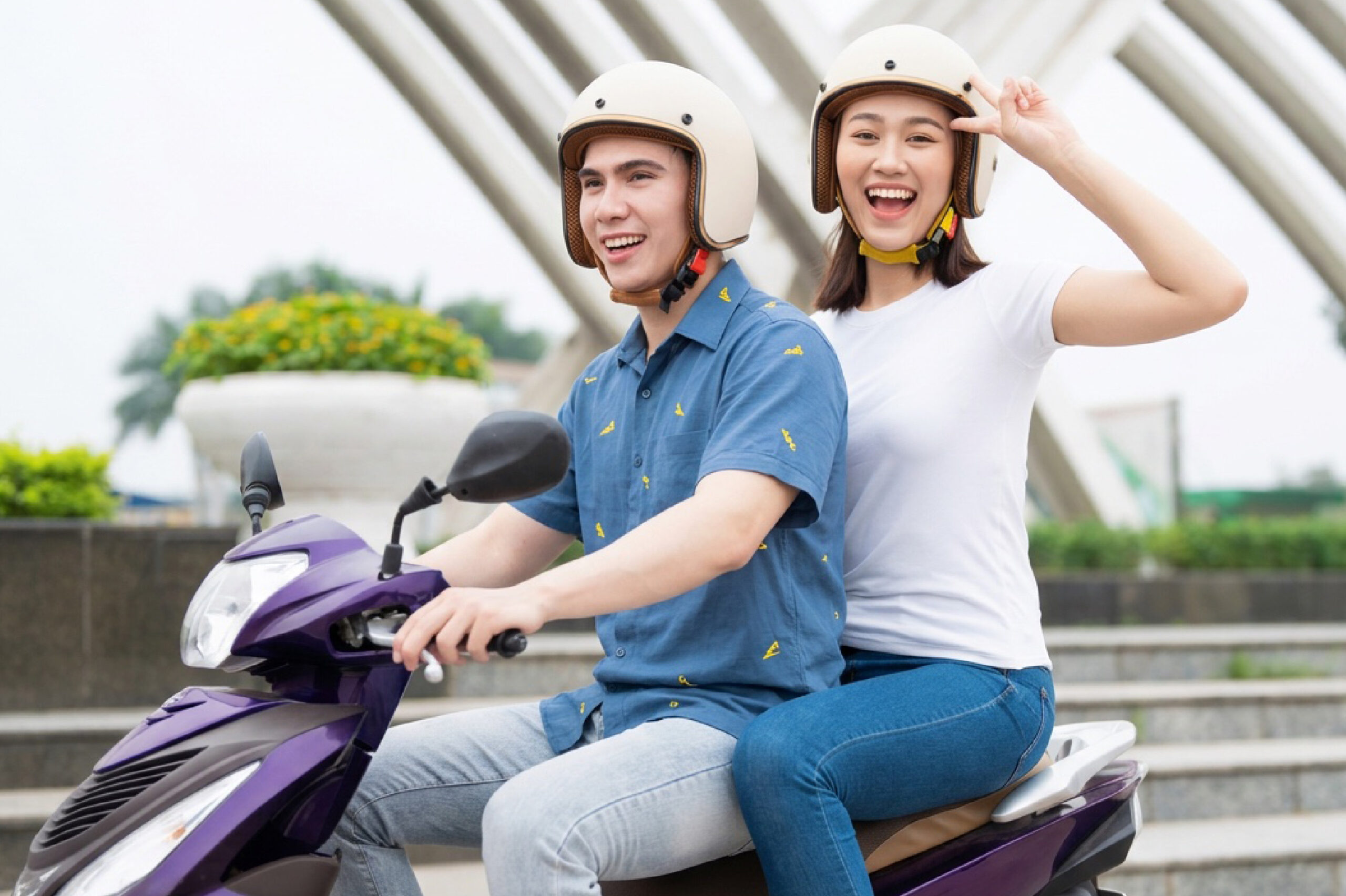 tngd-home-hero-thumbnail-couple-riding-kapchai